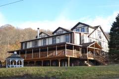 shiloh-lodge-outside